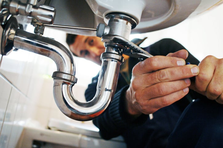 plumbing-maintenance-1440019701